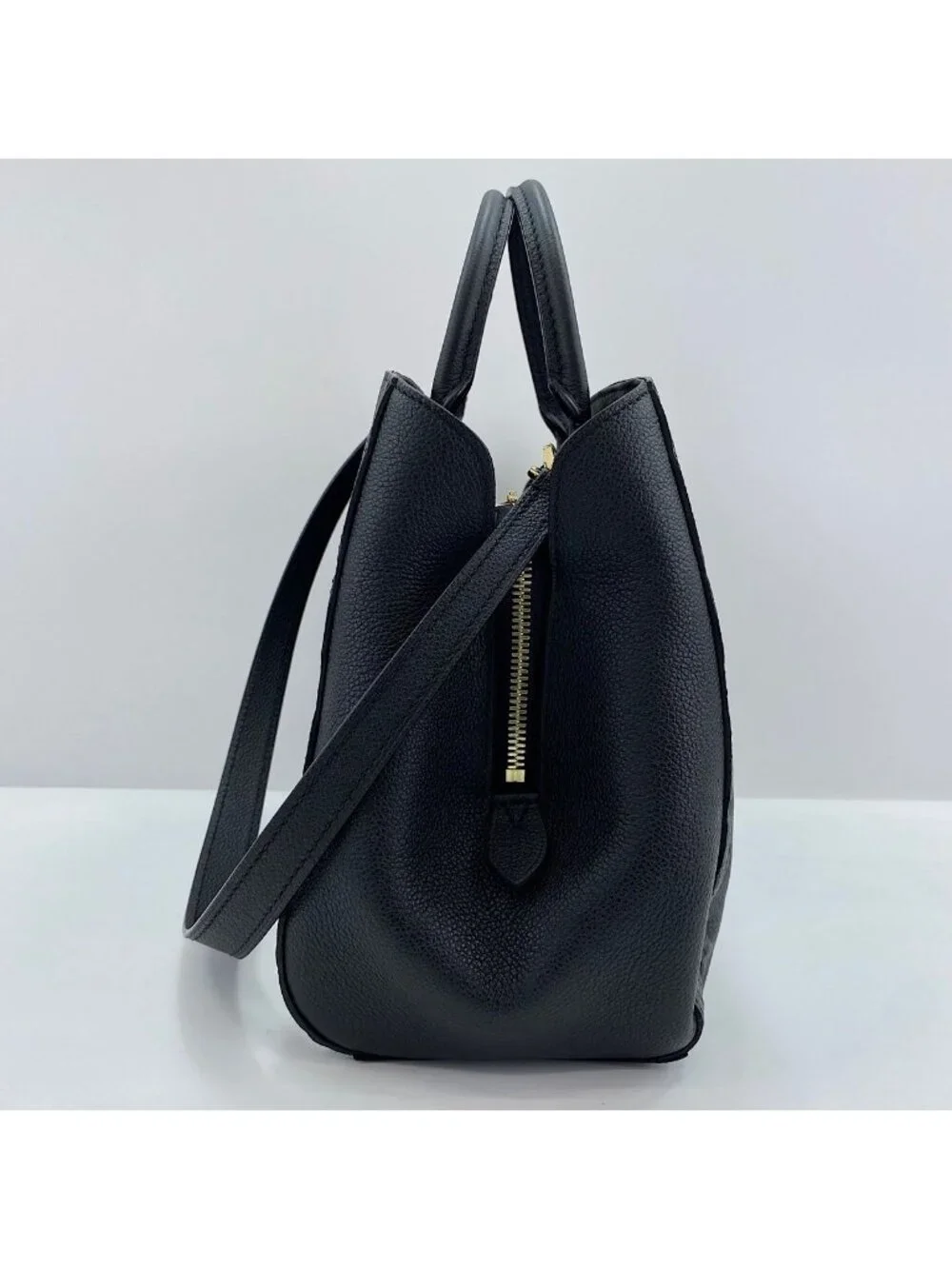 Louis Vuitton Handbag Montaigne MM